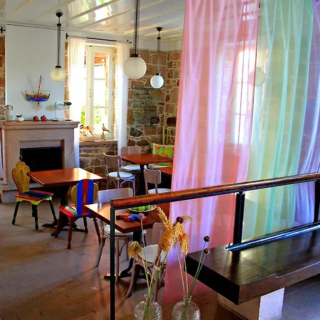 Guest house Cunda Lena 2*